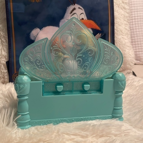 Disney Frozen Elsa Anna Olaf Musical Trinket Box - Picture 6 of 17